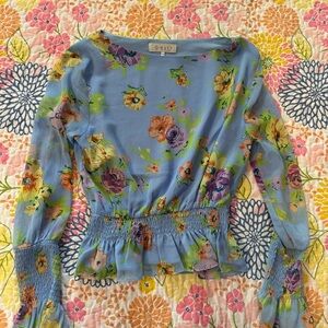 NWOT Xs wayf floral blouse